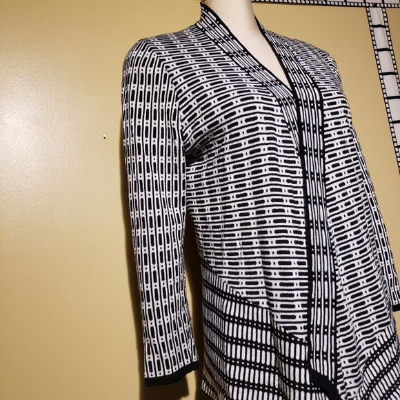 2/$35 Sweater jacket by Kasper. - Picture 6 of 7